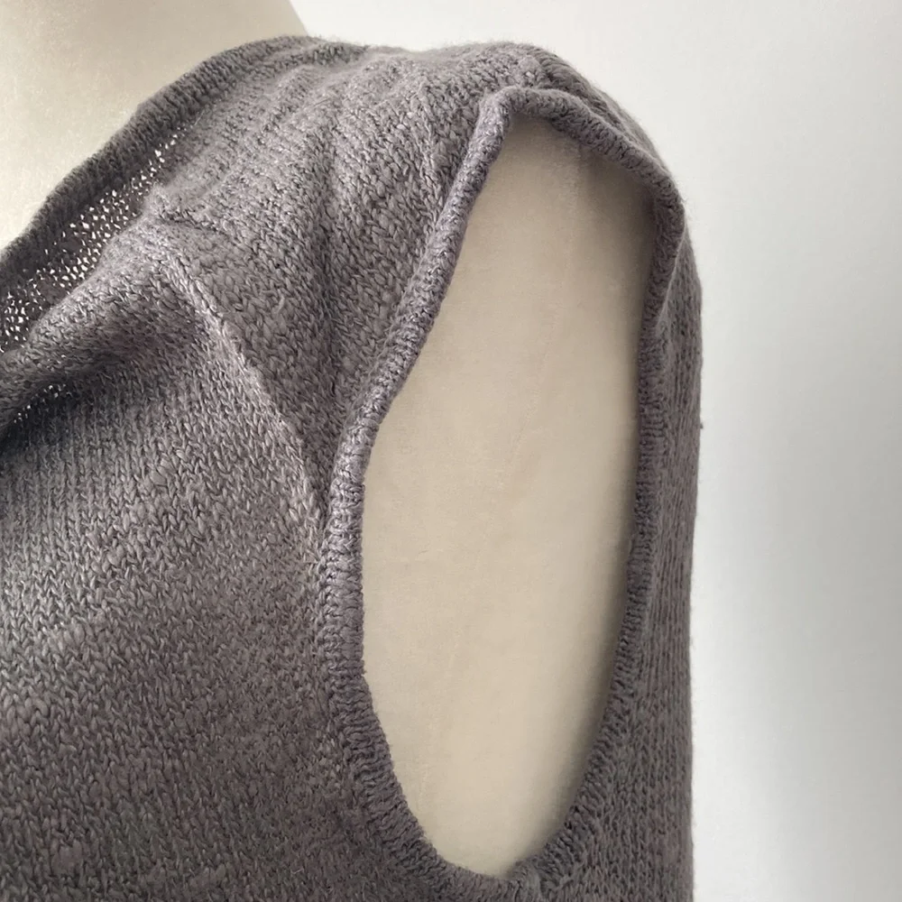 Banana Republic Factory Sleeveless Cowl Neckline Light Sweater - Picture 5 of 7